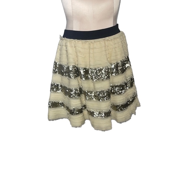 Free People cream colored skirt with lace and sequins.  Size M. Gorgeous - Picture 1 of 14